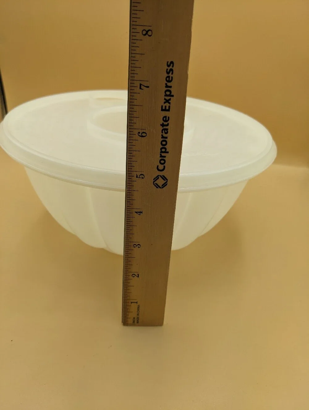 Tupperware PAR-T-JEL 776, 777, 778 Jello/Salad/Punch Bowl Ice Mold Pre-owned